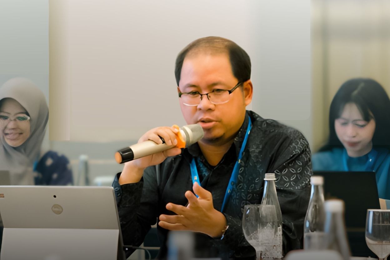 Berikut Dosen Berprestasi Al Ma’soem Ryzki Wiryawan yang Menginspirasi Melalui Karya Literasi Sejarah dan Pelestarian Budaya