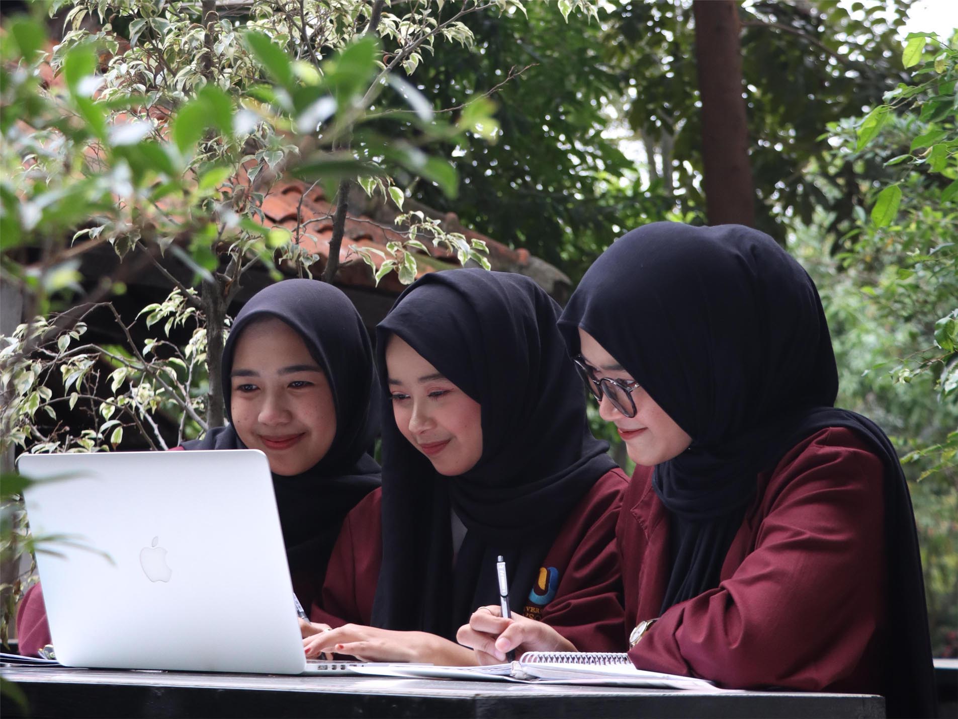 Tertarik Kuliah Gratis D3 Komputerisasi Akuntansi Lewat Jalur Beasiswa Tahfidz Penuh Seratus Persenp