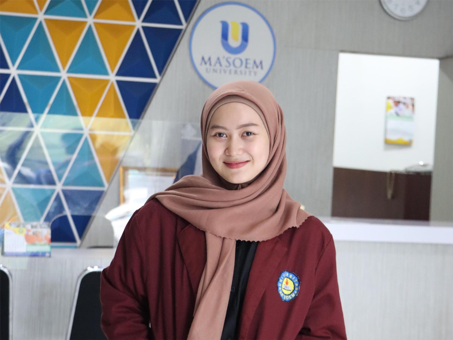 Biaya Pendidikan Kelas Reguler dan Non Reguler Per Semester Hanya 5 Juta Untuk Manajemen Bisnis Syariah S1 Sebagai Pilihan Kuliah di Bandung