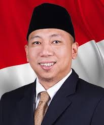 Menelisik Profil Gubernur Rahmat Mirzani Djausal Provinsi Lampung: Perjalanan Politik dan Dedikasi untuk Daerah