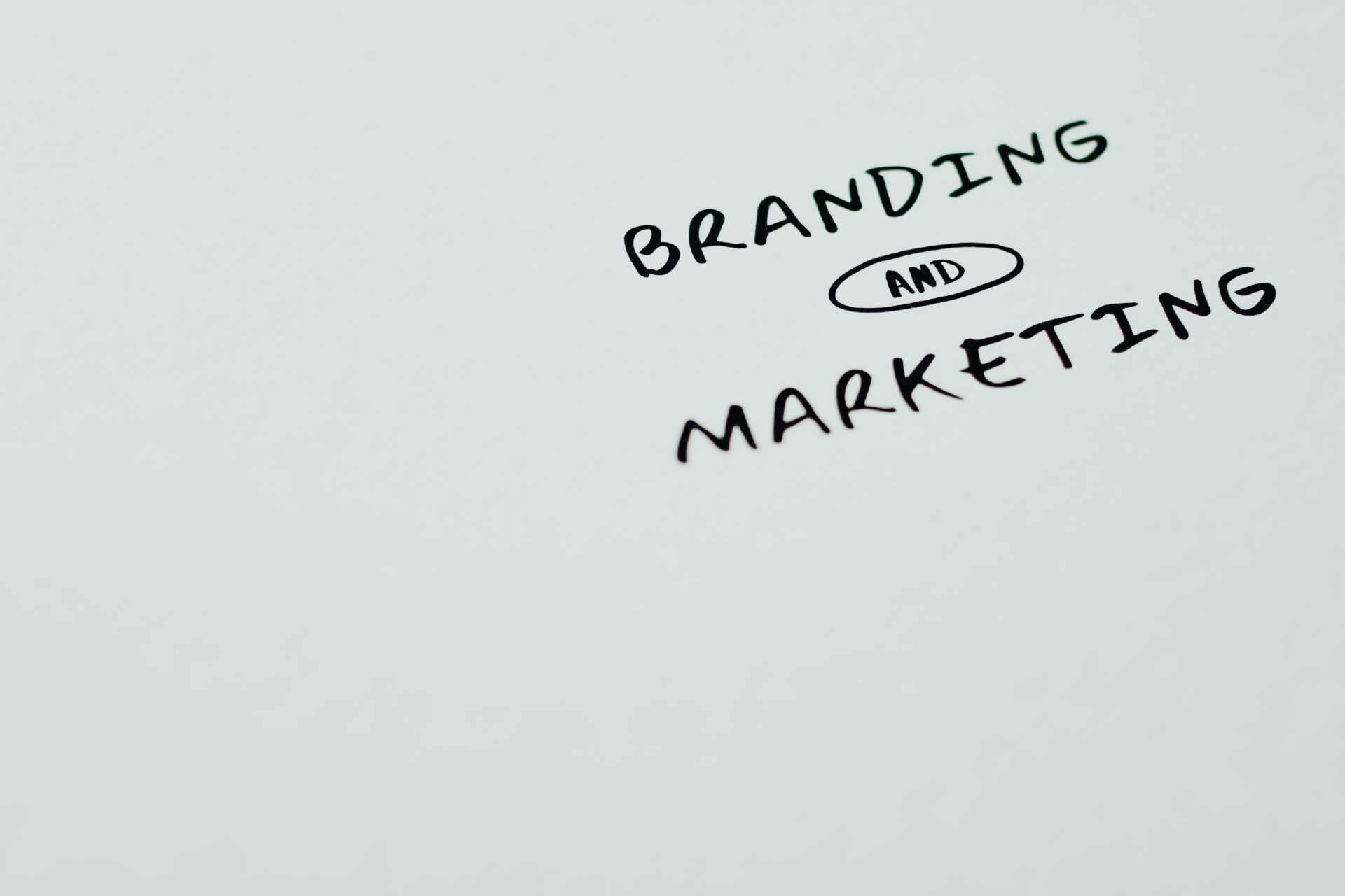 Pentingnya Konsistensi Visual dalam Branding dan Marketing