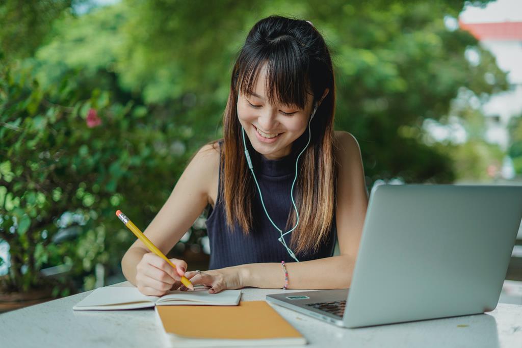 Tips Cepat Identifikasi Topic Sentences di Reading