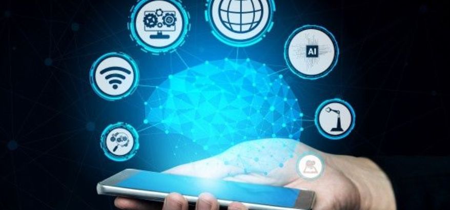 Adaptasi Teknologi Digital: Kunci Bertahan dan Berkembang di Era Modern