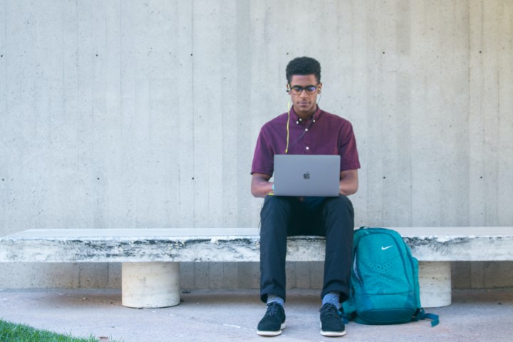 Mengapa Pengembangan Soft Skill Penting Bagi Mahasiswa dalam Mencapai Kesuksesan