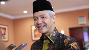 Ganjar Pranowo Sosok Gubernur Jawa Tengah yang Bersahaja