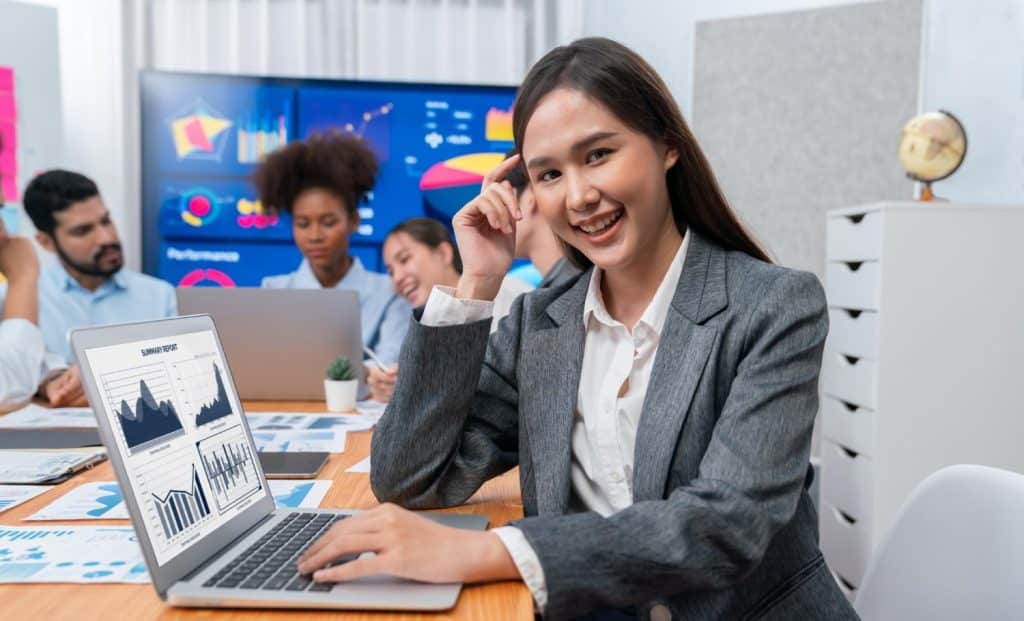Penjualan Tak Kunjung Naik Meski Promosi Aktif? Saatnya Andalkan Jasa Online Marketing