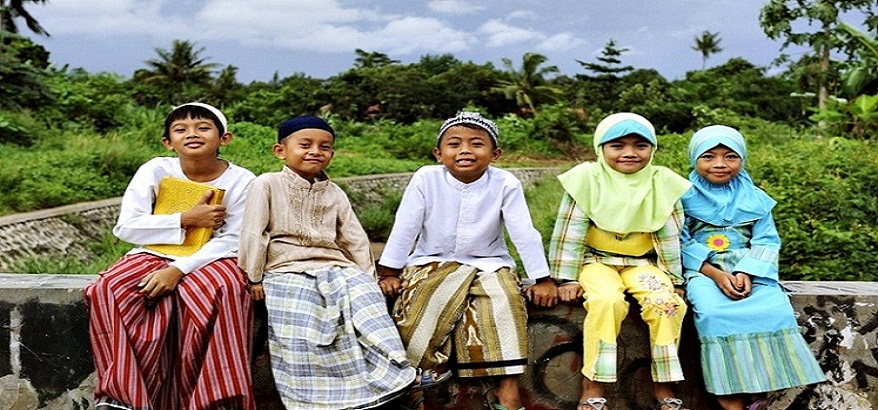 Populasi Muslim Indonesia Menurun Disebabkan Kemiskinan Yang Mengakibatkan Kemurtadan